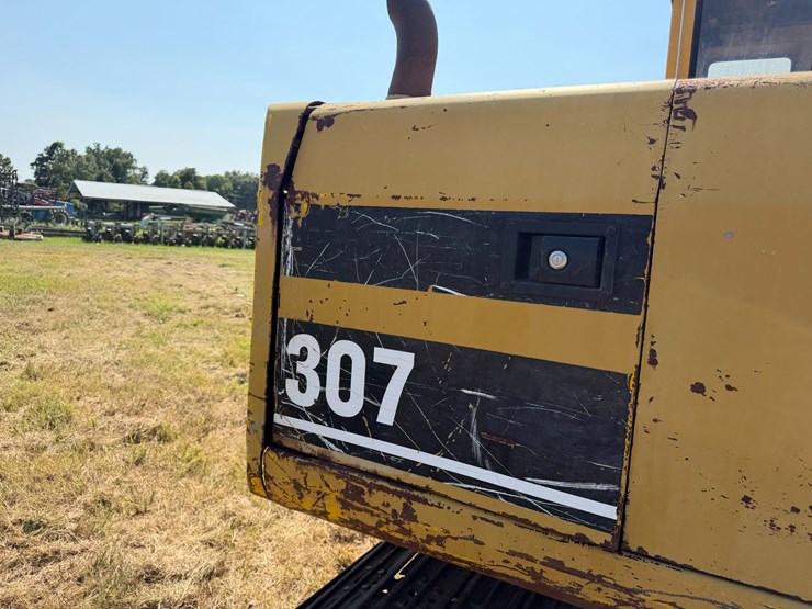 caterpillar-307-image-52
