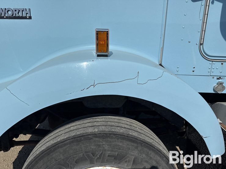 2007-kenworth-t800-image-11