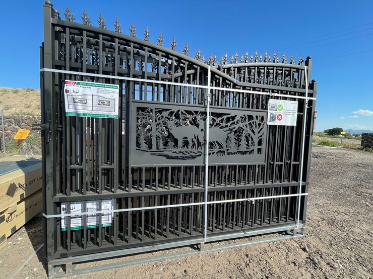 #2871-•-2026-unused-metal-farm-driveway-gate-image-2