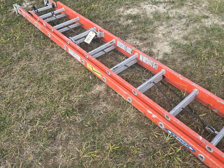 #180-•-x3-extendable-ladder-image-2