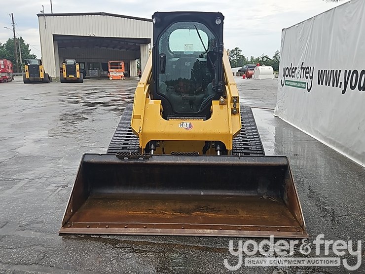 2023-caterpillar-279d3-image-8