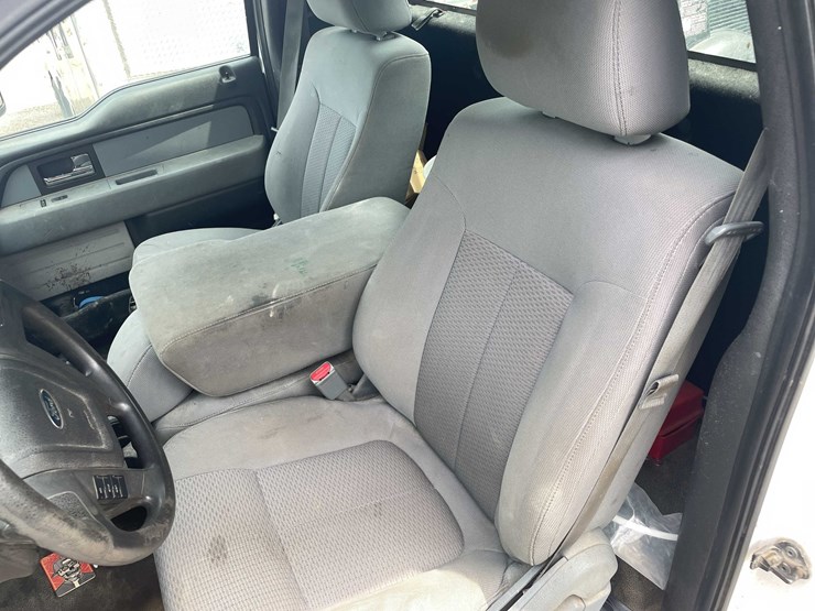 2014-ford-f150-xl-image-54