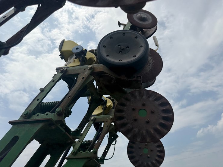 john-deere-1790-image-137