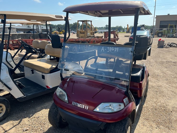 #39639-•-2022-advanced-ev-red-golfcart-|-for-parts/repairs-image-1