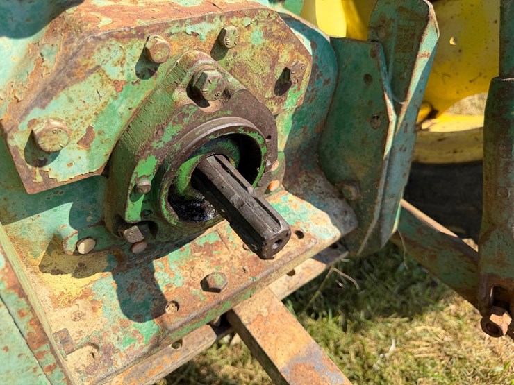 1972-john-deere-820-image-18