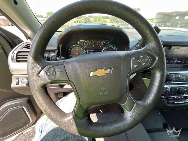 2008-chevrolet-tahoe-image-14