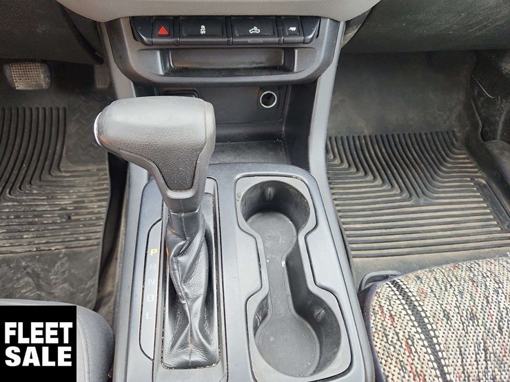 2021-chevrolet-colorado-image-19