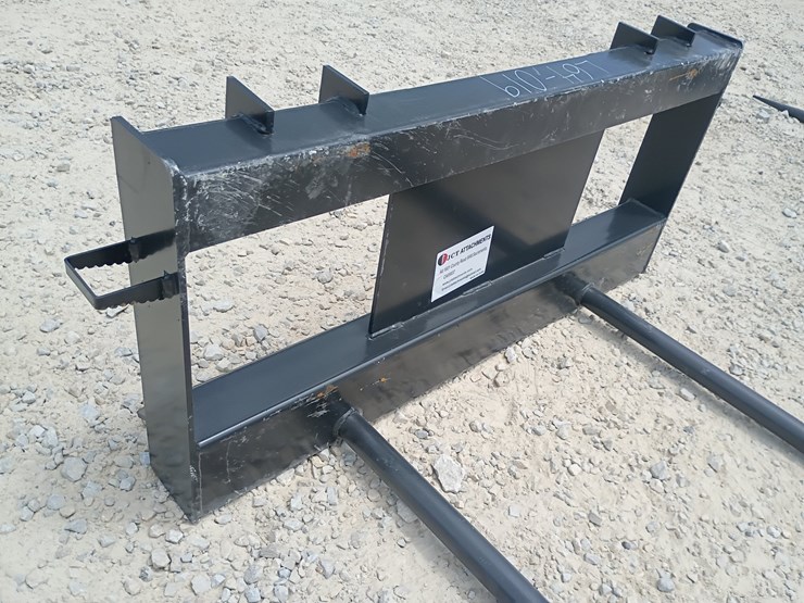 #l64-019-•-jct-bale-spear-skid-steer-attachment-image-6