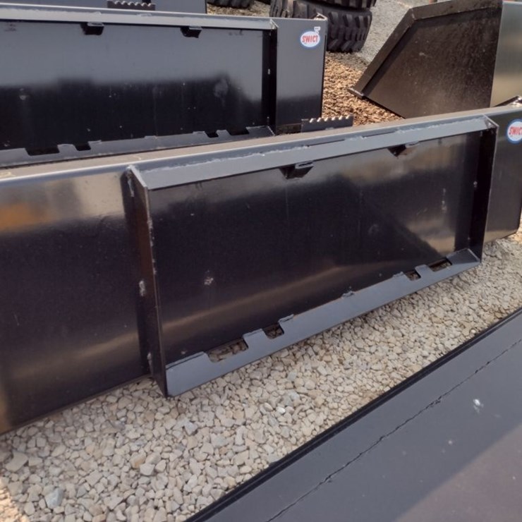 72 in Skid Loader Bucket (QEA 2312)