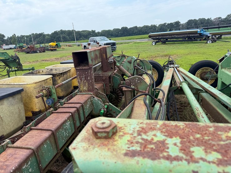 john-deere-530-image-68