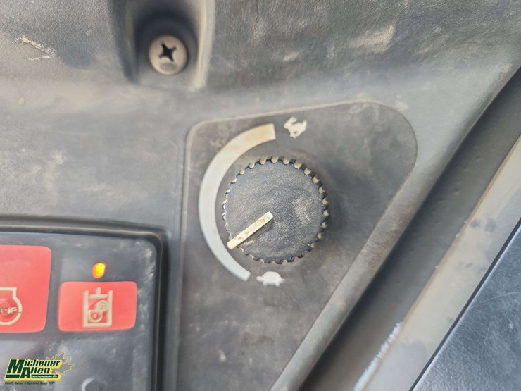 2024-deere-325g-image-18