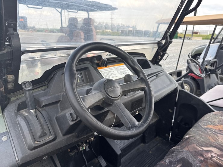 2014-honda-pioneer-700-image-19
