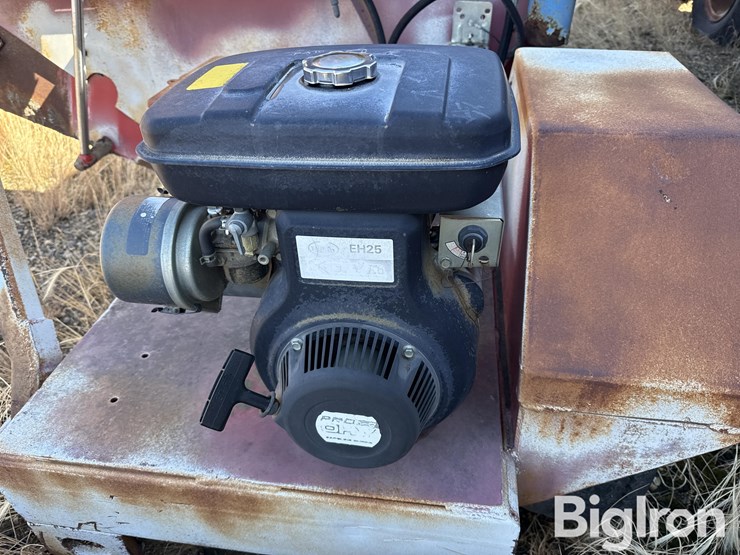 1998-broce-611-windrow-machine-image-19