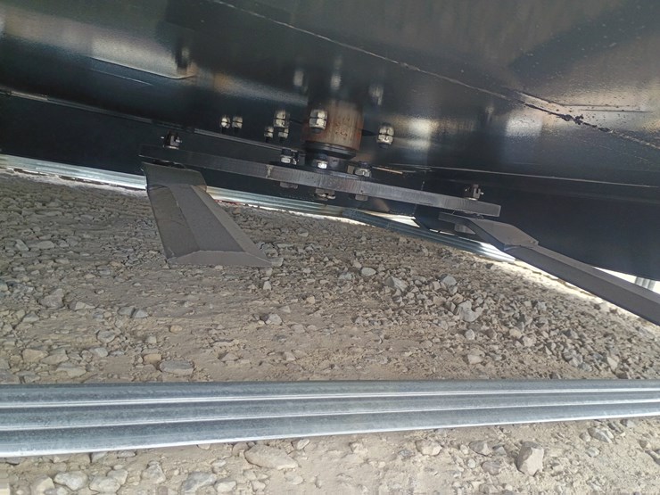 #l64-049-•-jct-brushcutter-skid-steer-attachment-image-9