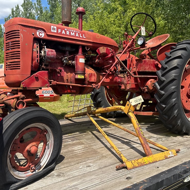 #28 • Farmall model super C