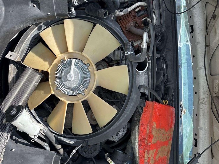 2016-ford-f550-image-7