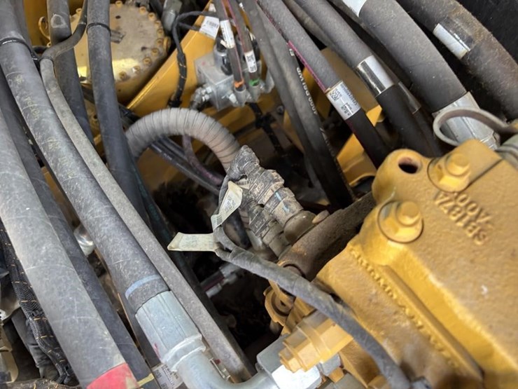 2021-caterpillar-308cr-image-68