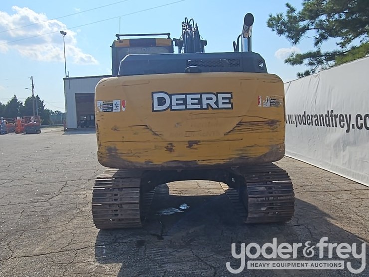 2018-deere-130g-image-4