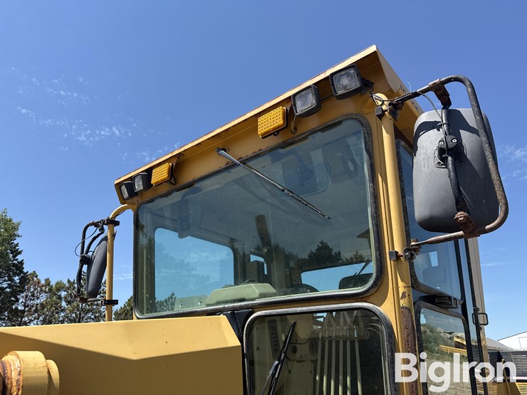 2004-caterpillar-163h-vhp-plus-image-16