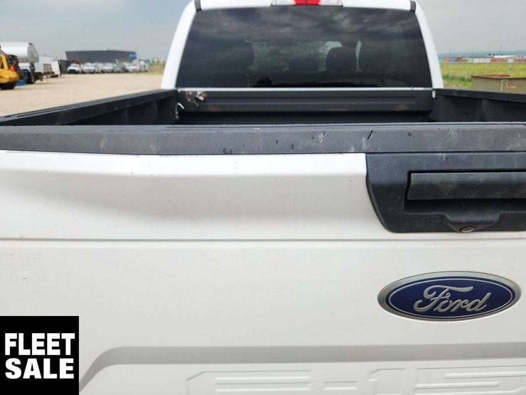 2020-ford-f150-image-35
