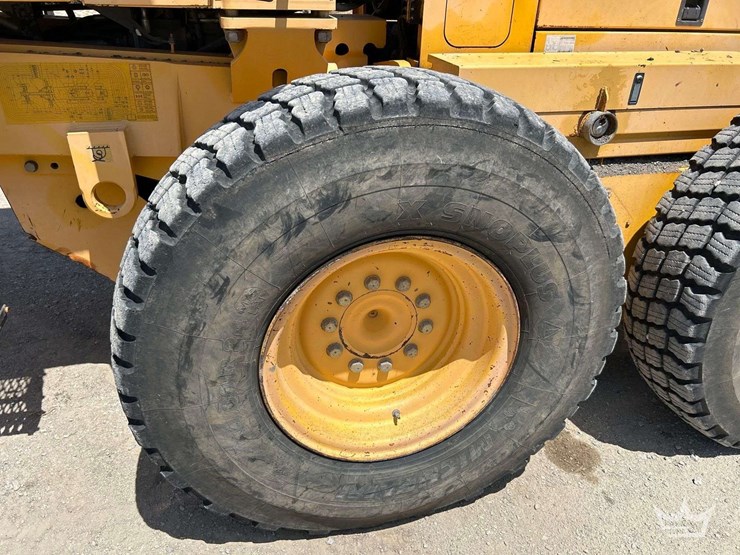 2006-volvo-g710b-articulated-motor-grader-image-23