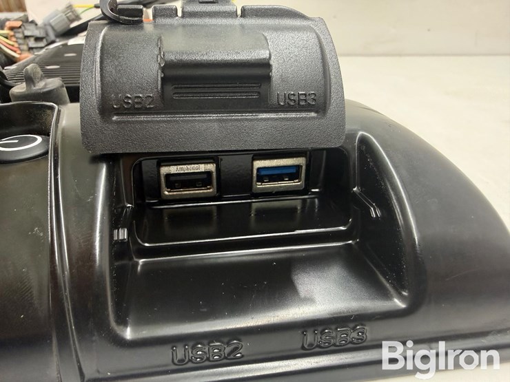 john-deere-g5plus-universal-essential-display-image-10