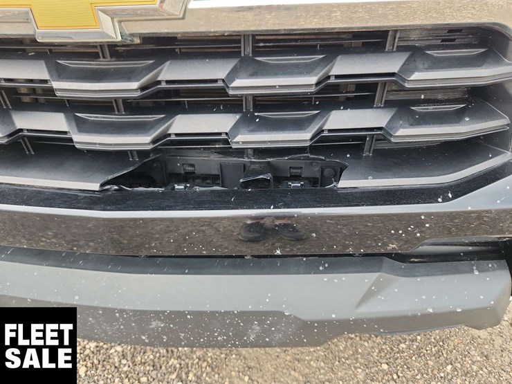 2021-chevrolet-colorado-image-38