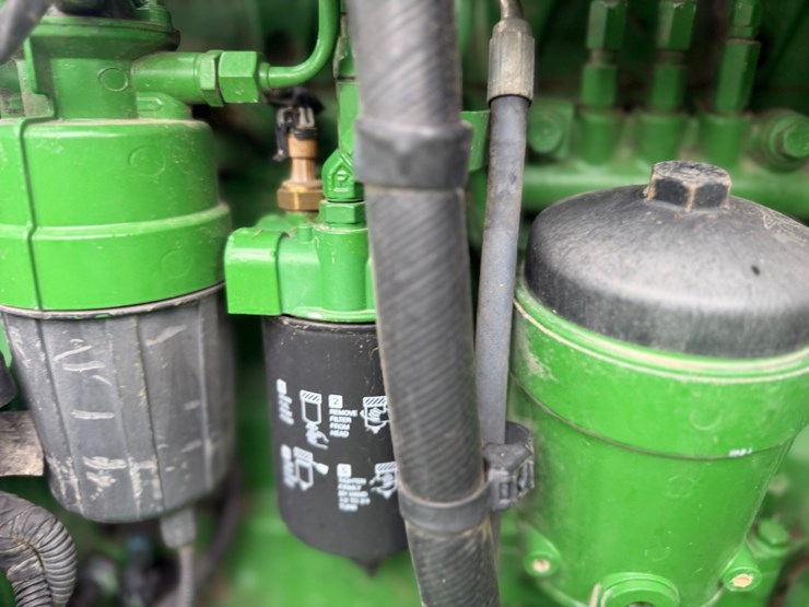 2011-john-deere-9770-sts-image-102