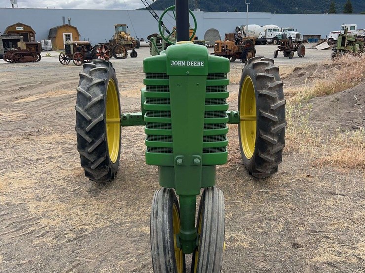 john-deere-h-image-8