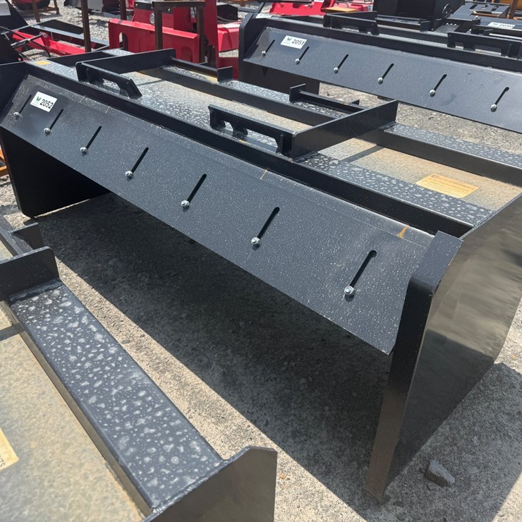 #2052 • Unused JCT 96" Skid Steer Pusher Box INV#49885