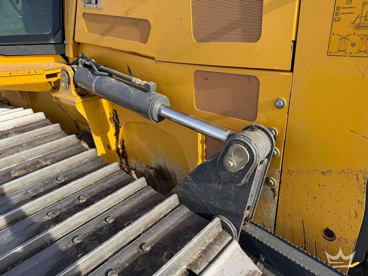 2020-deere-700k-xlt-image-33
