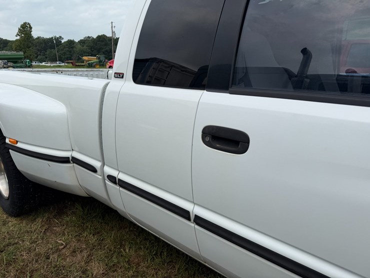 1998-dodge-ram-3500-image-31