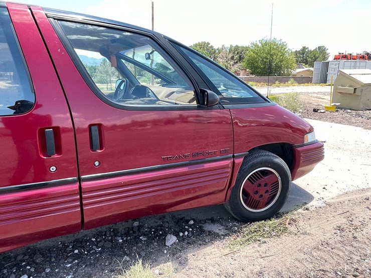 #2100-•-1990-pontiac-transport-van-se,-title-in-delay-image-91