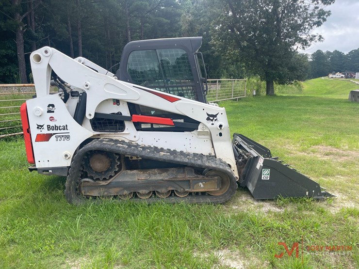 2019-bobcat-t770-image-2