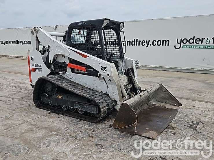 2023-bobcat-t740-image-7