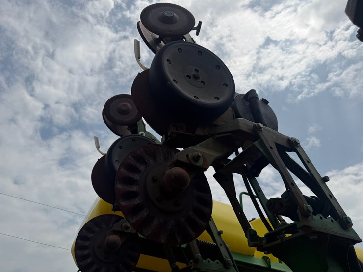 john-deere-1790-image-138