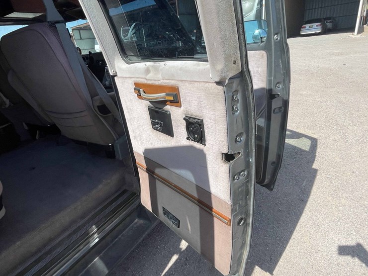 1988-chevrolet-g20-image-62