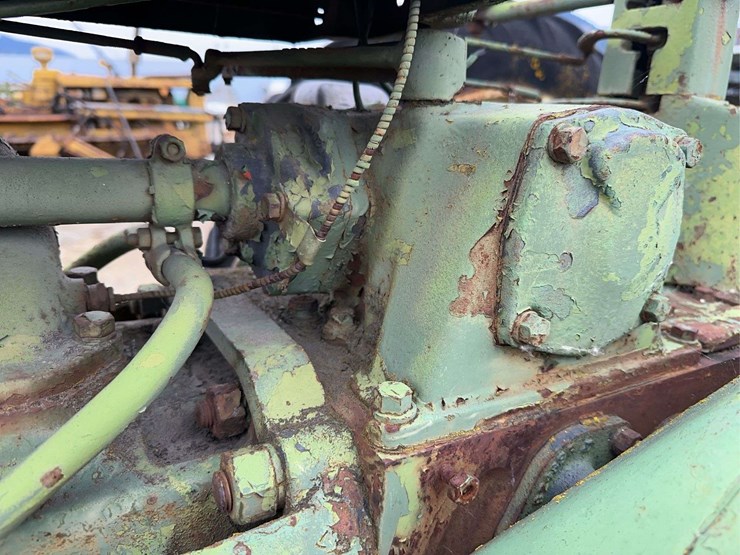 john-deere-model-b-image-15