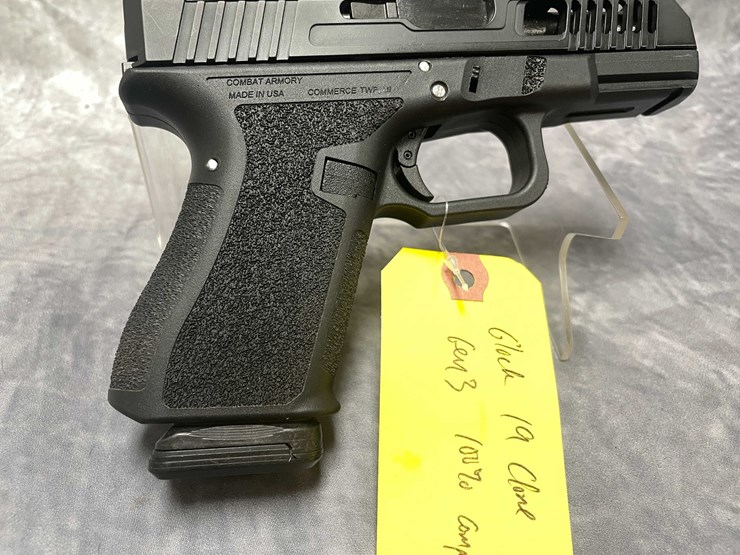 #10832-•-combat-armory-ca-19-glock-clone-,-9mm-luger-semi-auto-pistol,-sn:-99005894-image-4