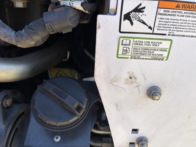 2019-bobcat-t770-image-48