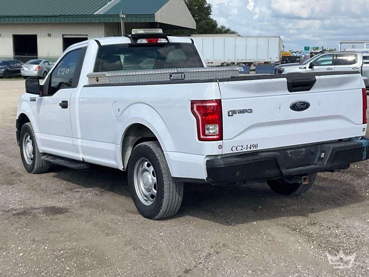 2017-ford-f150-image-4