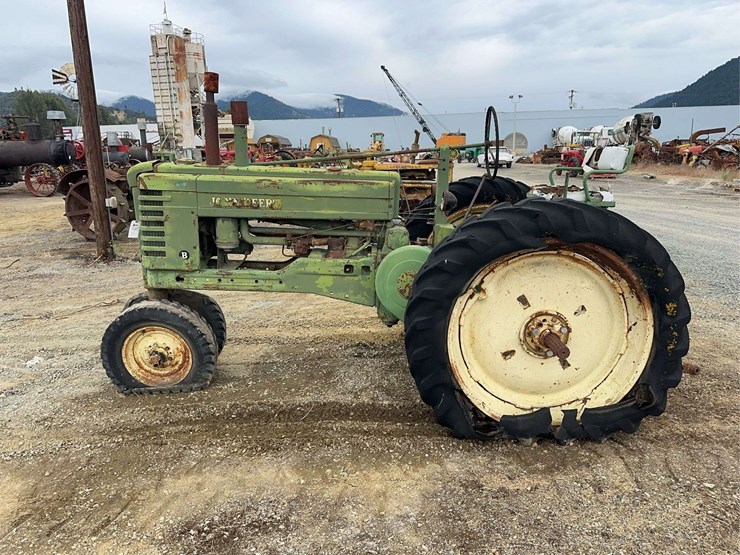 john-deere-model-b-image-2