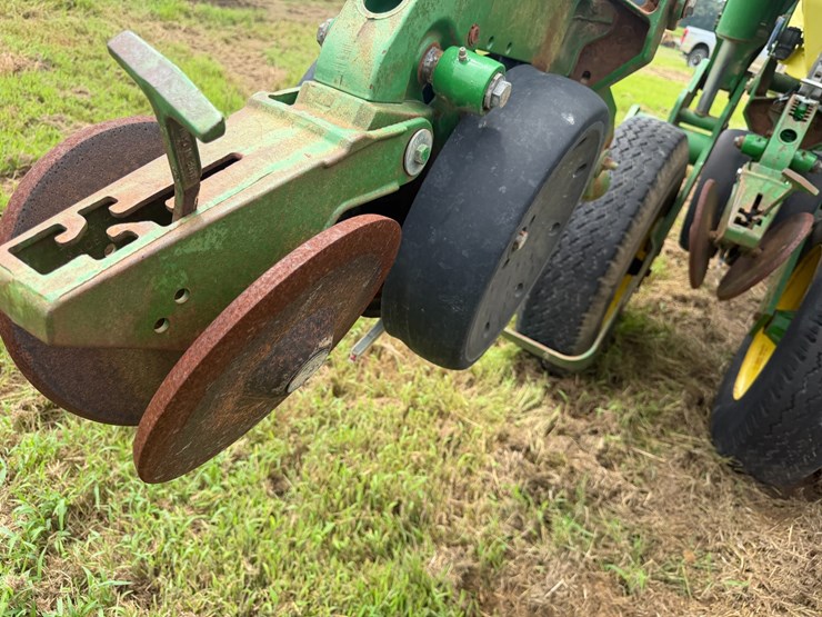 john-deere-1790-image-47