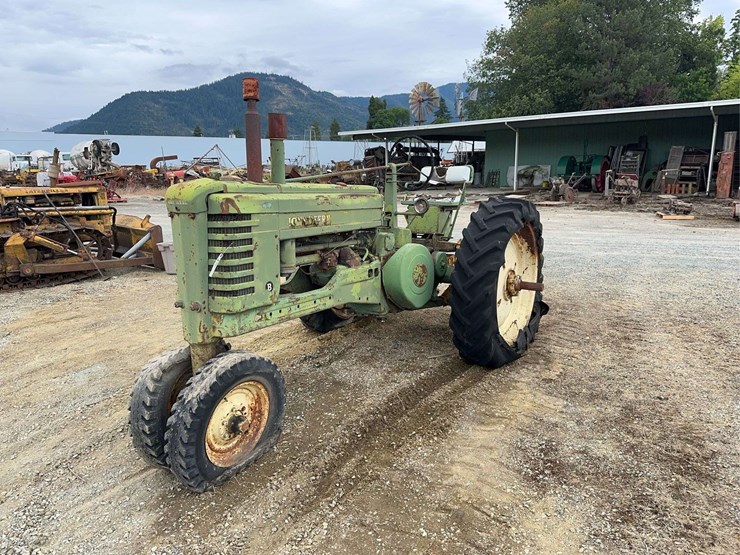 john-deere-model-b-image-1