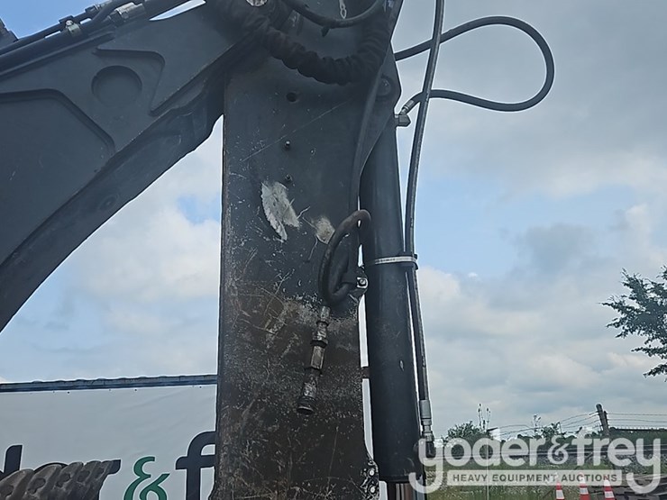 2014-deere-410k-image-33