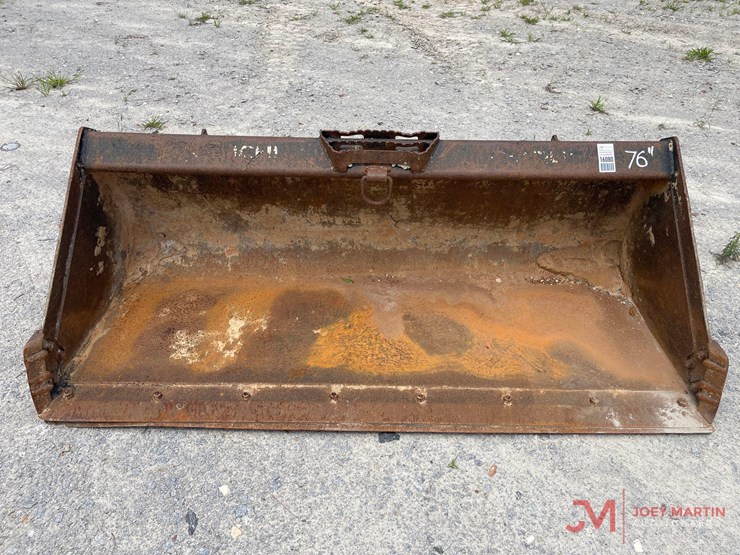 75"-smooth-bucket-skid-steer-attachment-image-8