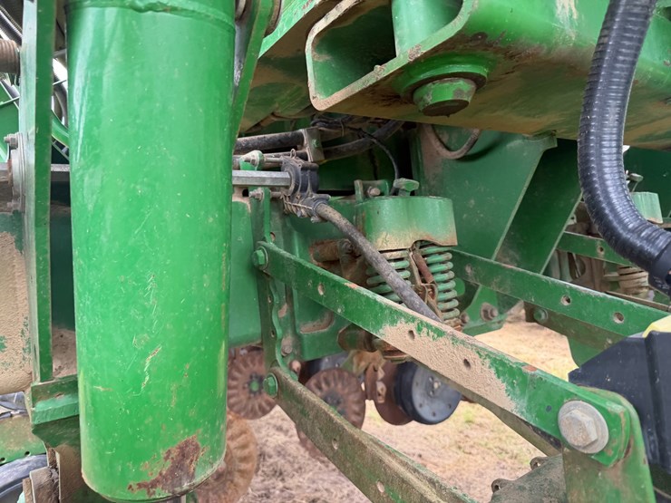 john-deere-1790-image-53