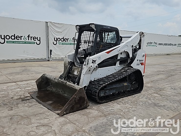 2023-bobcat-t740-image-1