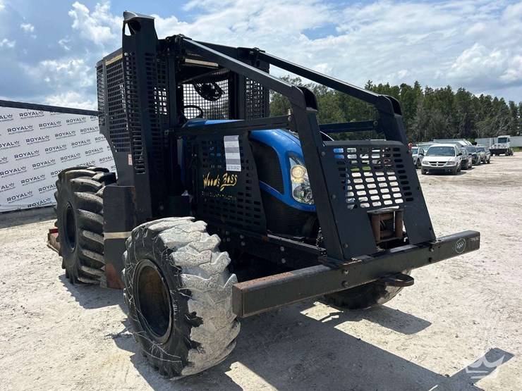 2018-new-holland-4wd-agricultural-tractor-w/-brush-cutter-image-2
