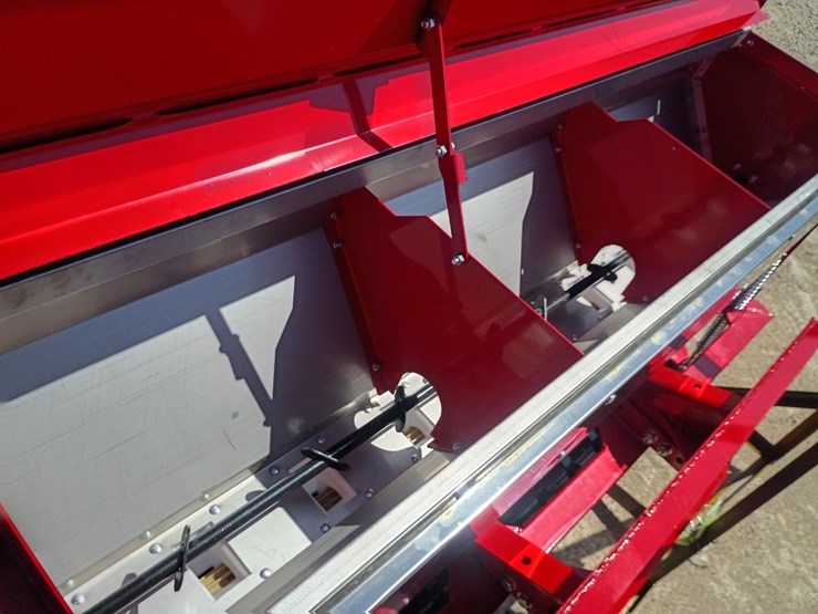 #l66-028-•-agt-seed-drill-skid-steer-attachment-(3-point)-image-14